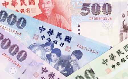 Tất Tần Tật Về Tiền Tệ Cho Du Học Sinh Tại Đài Loan: Từ Đổi Tiền Đến Quản Lý Chi Tiêu