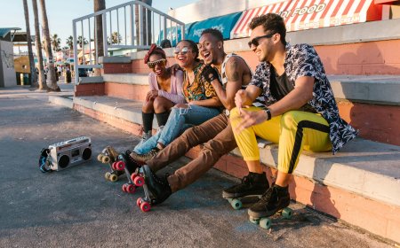 Trượt patin ở Tân Bắc: Thỏa sức lướt cùng bạn bè lướt gió