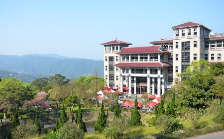 Đại học Hoa Phạm | Huafan University